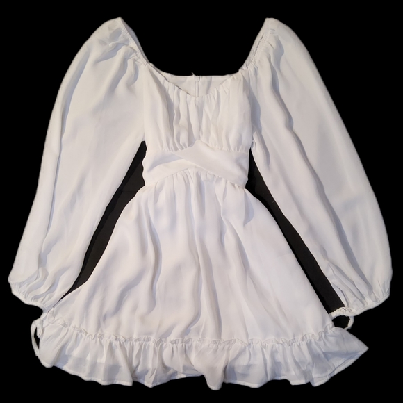 COPY - White dress - Picture 1 of 6